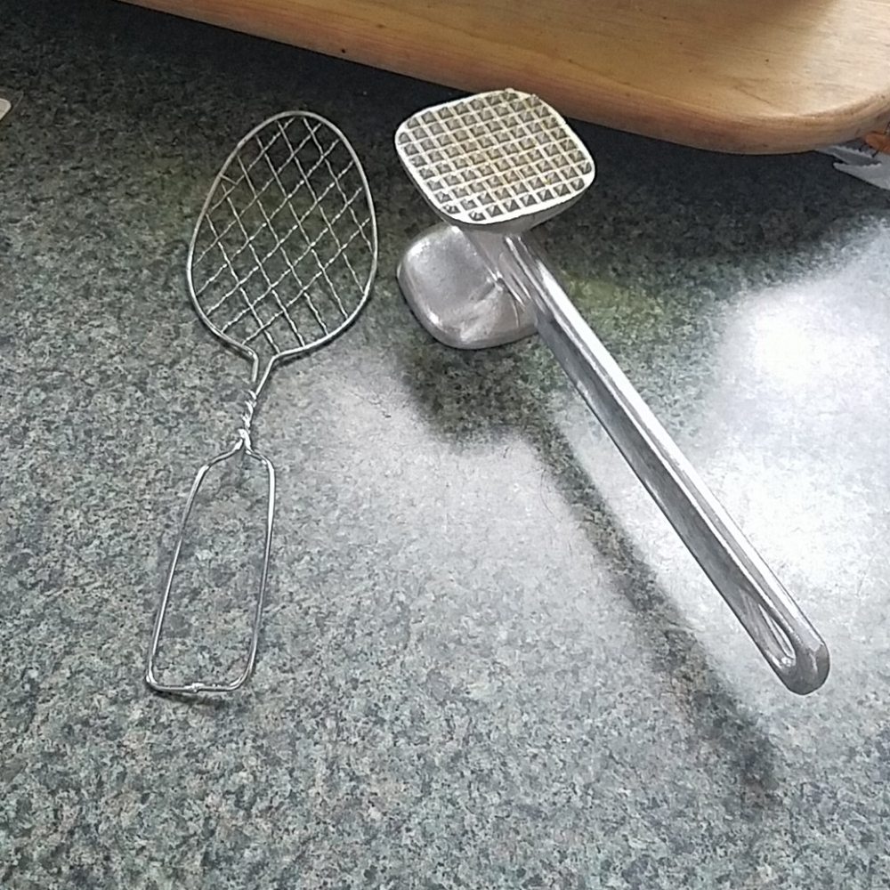 Kitchen Utensils Mixed Brands. - Picture 5 of 7